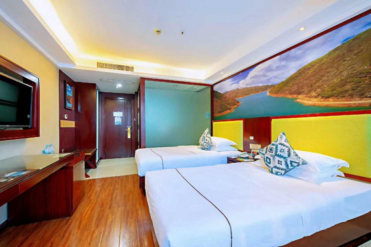 Ruide Hotel Yiwu  Exterior photo